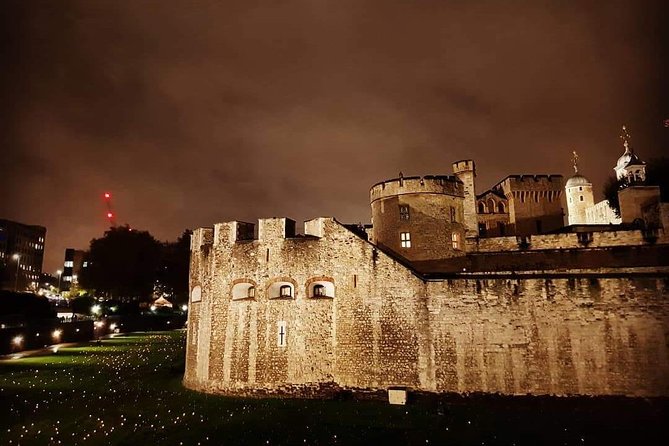 South Bank (London Bridge) Walking Tour & Enter The Tower of London - Reaching Tower Bridge and the Tower of London