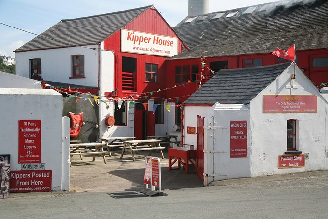 Southern Manxland Tour of Isle of Man 1-6 person upto 30 person - Peel Castle and a taste of the seaside