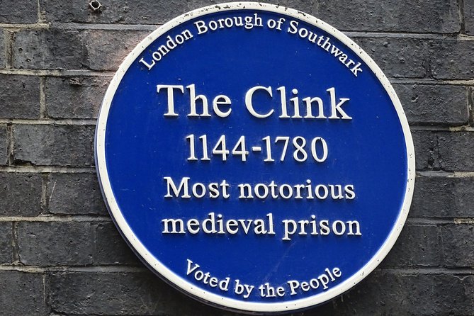 Southwark - an exclusive private walking tour full of surprises! - Crossbones Graveyard and the walk’s quietest moment