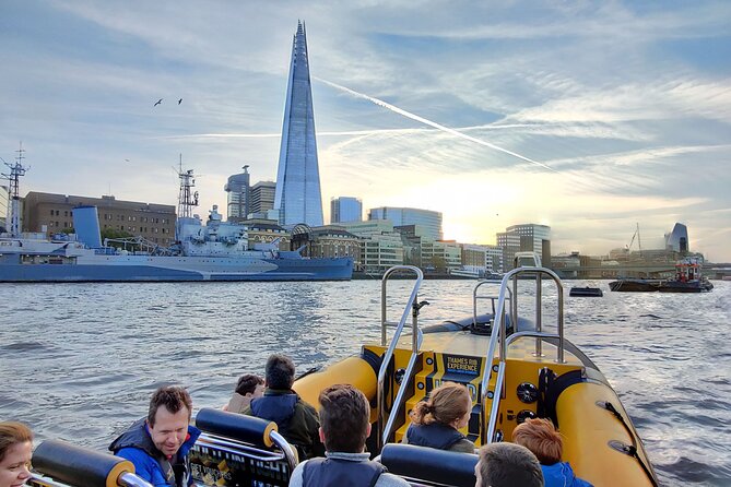 Speedboat 'Ultimate Tower Blast' from Tower Millennium Pier - 40 minutes - What the small boat adds