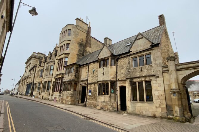 Stamford Town Guided Tours - What the 90-minute format feels like