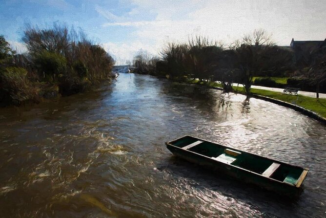Stand-up Paddleboard SUP Safari on The River Avon For Beginners - Why the coaching makes a difference
