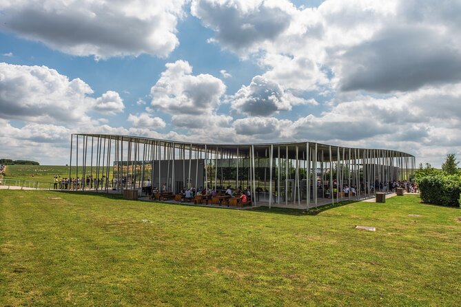 Stonehenge and Salisbury Cathedral Private Tour from Southampton - What the private vehicle is really like