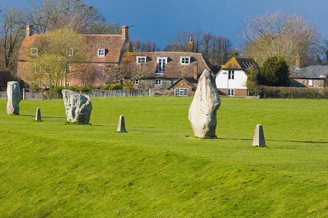 Stonehenge and The Stone Circles of Avebury Day Trip from London - Practical tips for a better day