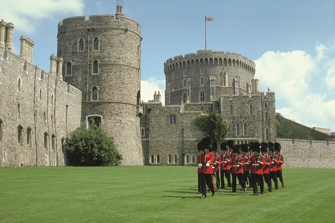 Stonehenge and Windsor from London - Coach comfort helps on a long day
