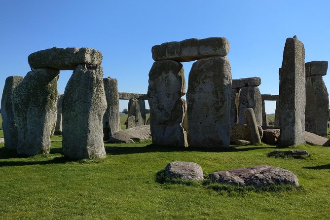 Stonehenge Half-Day luxury guided tour from Bath for 2-8 - Timing, lunch, and practical details