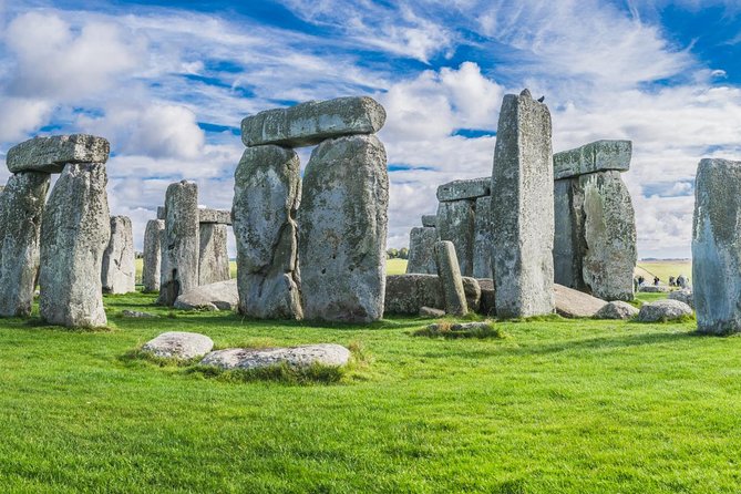 Stonehenge Half-Day Tour from London with Admission - Walking around the stones for two hours