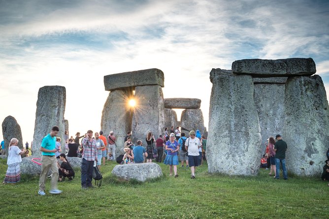Stonehenge Half-Day Tour from London with Admission - The coach ride from London to Salisbury Plain
