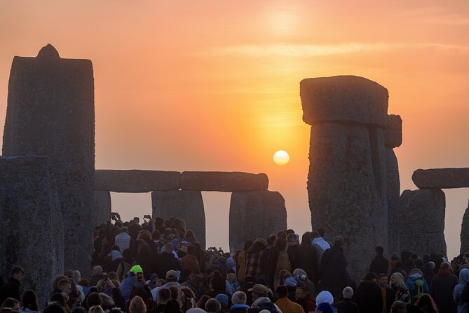 Stonehenge Summer Solstice Tour from London: Sunset or Sunrise Viewing - The real prize: stepping inside Stonehenge