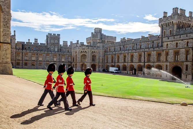 Summer Special: Buckingham Palace & Windsor Castle Tour - Windsor Castle: fortress, palace, and royal chapel