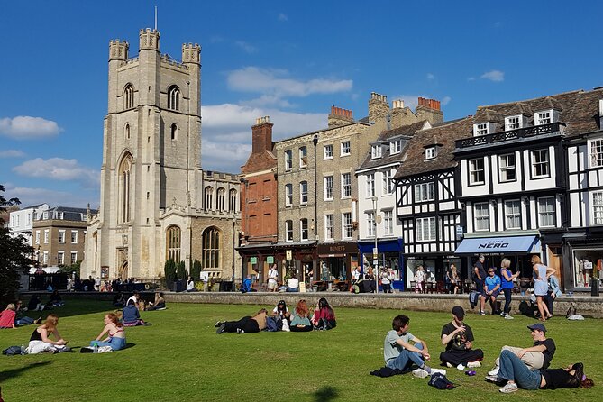 Tangential Cambridge: Group Walking Tour of Sights and Highlights - Emmanuel College, its courts, and chapel