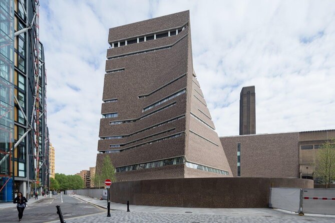 Tate Modern Official Discovery Tour - Price and what the $27.43 covers
