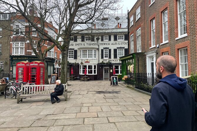 Ted Lasso London Taxi Tour - Why this Ted Lasso tour works better than a map and a Tube ride