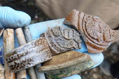 Thames Beachcombing