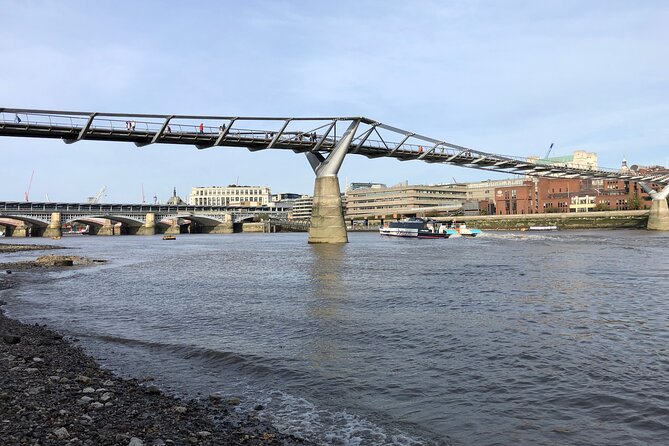 Thames Beachcombing - Robert’s role makes the difference