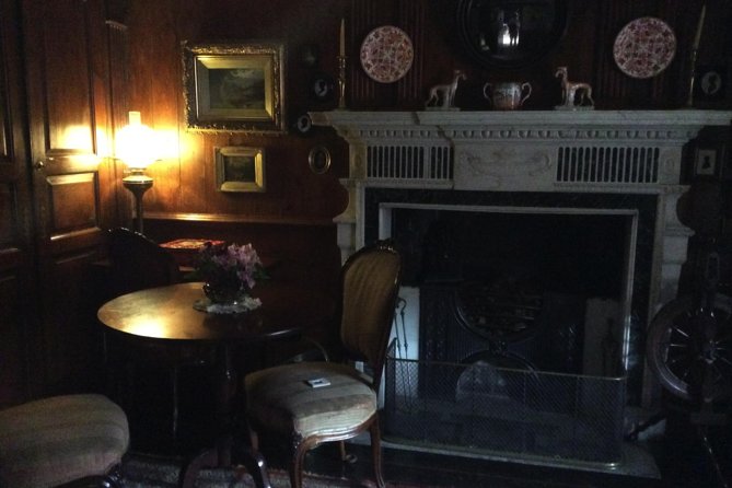 The Beatrix Potter And Peter Rabbit Private Tour - The scenery between the historic stops