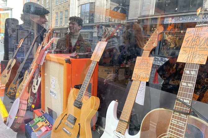 The Great British Rock and Roll Walking Tour - Soho: 40 minutes among musicians and clubs