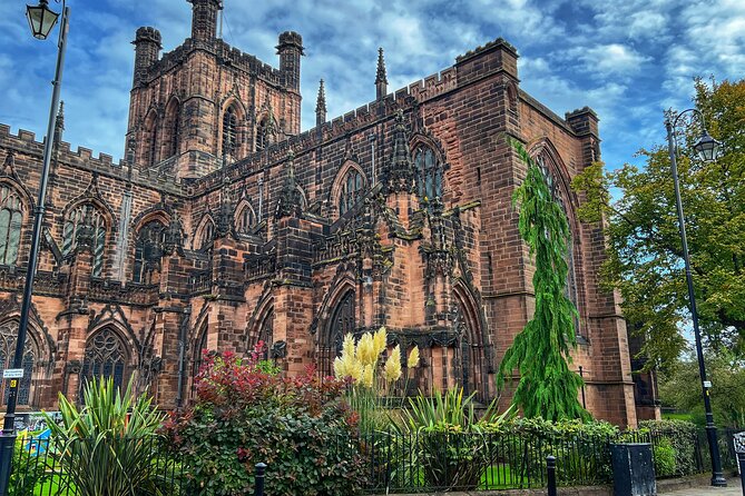 The Heart of Chester Walking Tour - Guided Walk - The Chester Rows and the city below