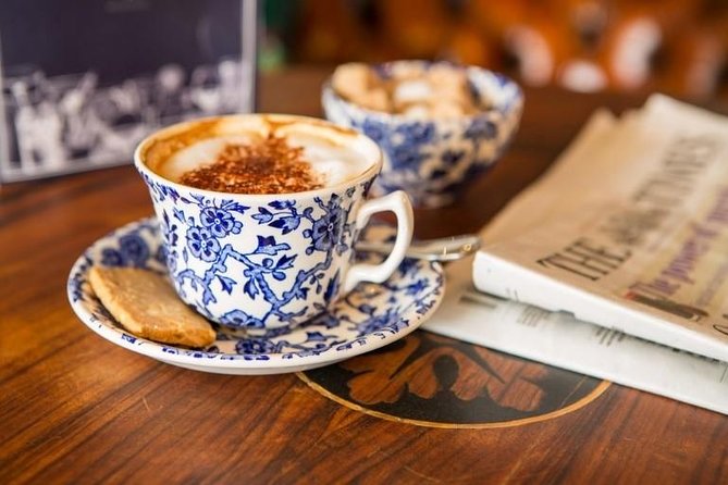 The 'Hidden Cotswolds' Shared Tour from Bath for 2-8 people - Pub lunch in Wiltshire