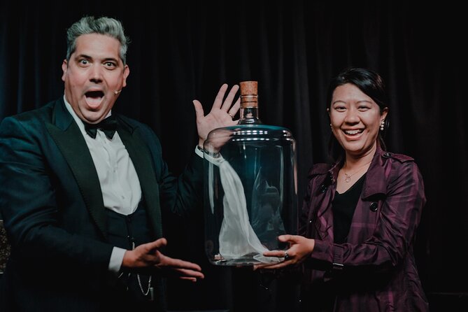 The House Magicians Comedy & Magic Show at Smoke & Mirrors Friday 8pm - Arriving at 7:45 pm for the 8 pm show