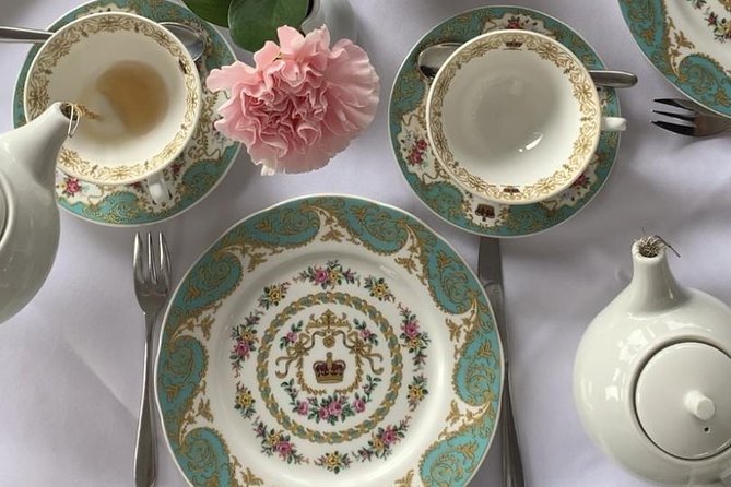 The Kensington Palace Gardens Royal High Tea - The value of a guide such as Doug or Paul