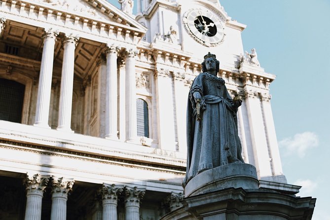 The Old City of London - Exclusive Guided Walking Tour - St. Paul’s Cathedral and Wren’s great dome