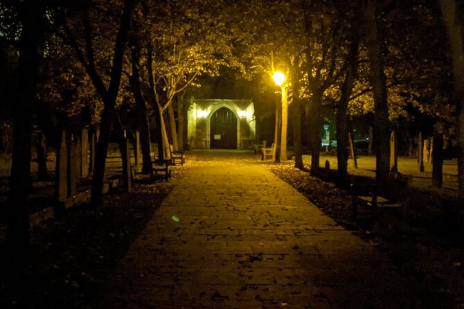The Sinister Side of Shakespeare's Stratford Walking Tour - Ghosts at the Sheep Street and High Street corner