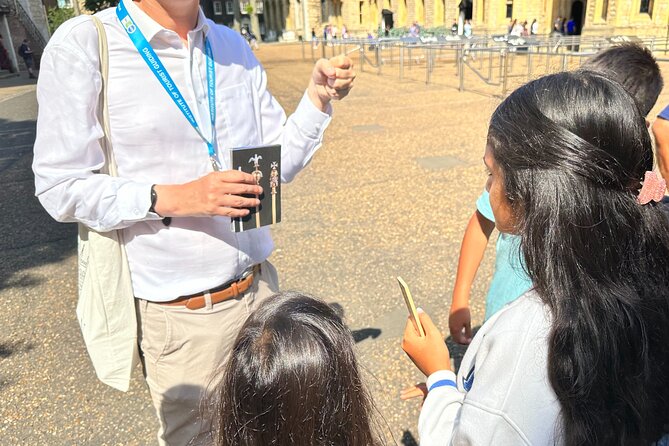 Tower of London for kids & families Private Guided Tour with pre-booked Tickets - What makes a private guide worth the cost