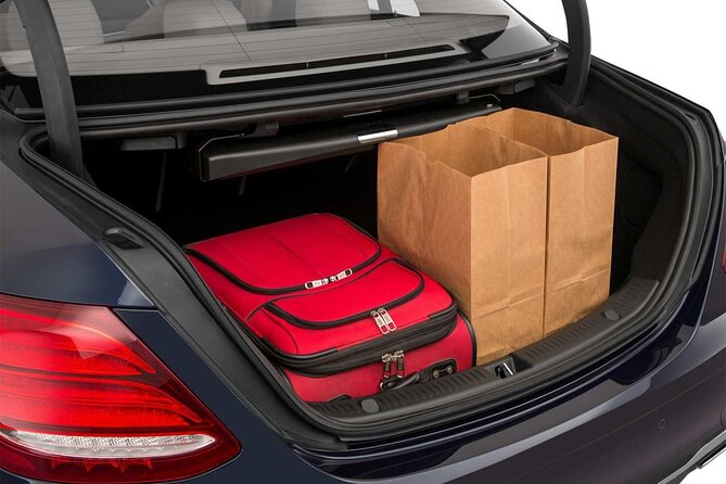 Transfer from Heathrow Airport LHR to Central London by Sedan - Leaving Heathrow without the usual airport shuffle