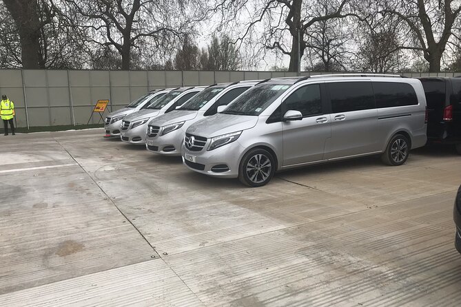 Transfer from Heathrow Airport to London hotel on private car - Meeting Your Chauffeur at Heathrow Arrivals