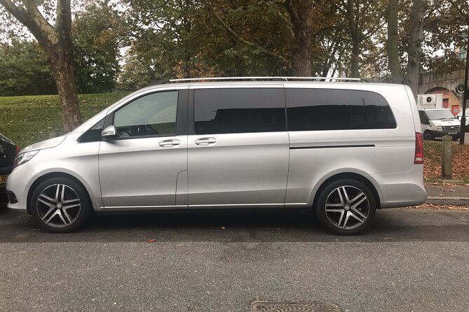 Transfer from Heathrow Airport to London hotel on private car - What the Private Price Buys You