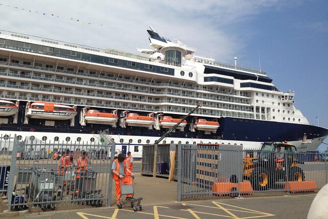 Transfer London to Southampton Cruise Terminal (extra luggage) - Why this transfer makes sense for cruise day