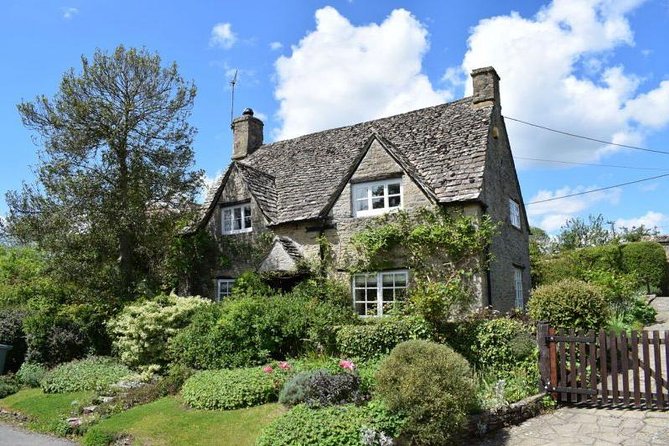 Undiscovered Cotswolds Private Tour - Stow-on-the-Wold and one hour around the market square