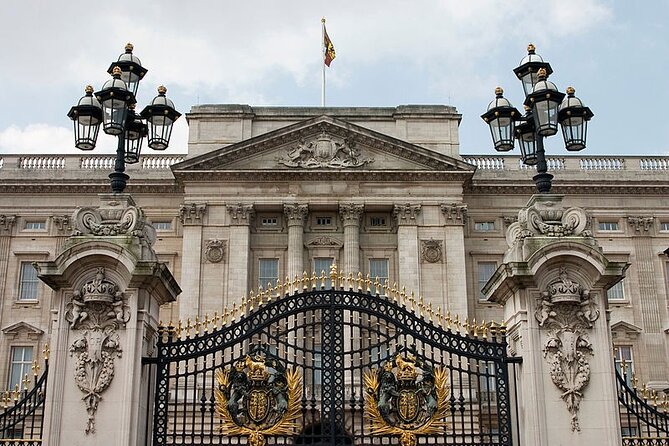 Unforgettable London: Bespoke 9-Hour Walking Private Tour - A guide who adjusts the day to your interests