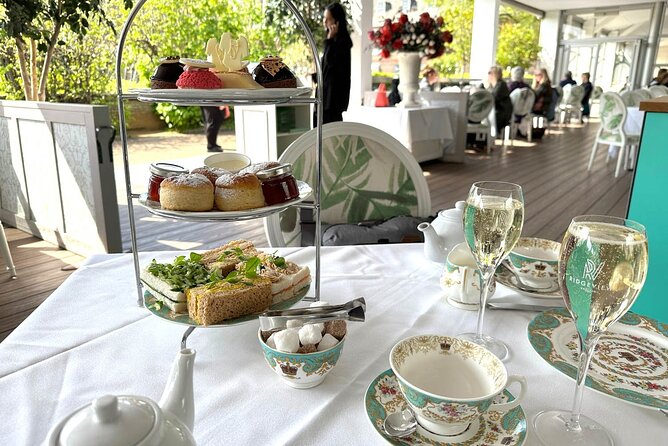 VIP Kensington Palace Gardens Tour & Royal Tea Crown Experience - Who should book this royal experience?