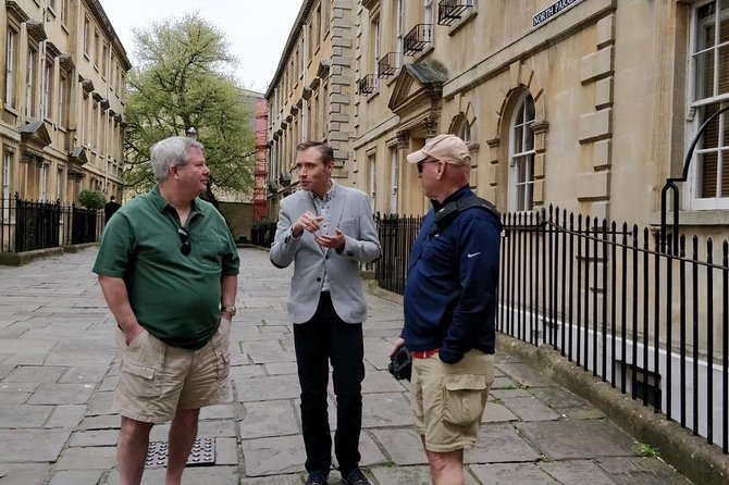 Visit Bath And Stonehenge: Private Black Cab Day Trip from London - What the black cab is like for a group of six