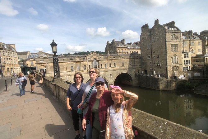 Visit Bath And Stonehenge: Private Black Cab Day Trip from London - The guides shape the quality of the day