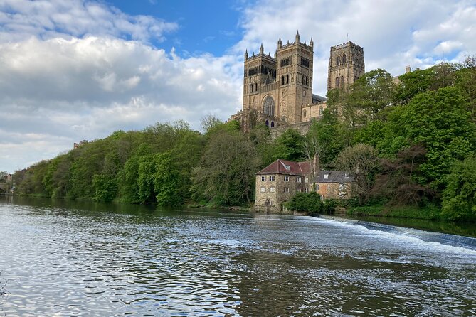 Walkabout Durham History Tour - Palace Green and the final approach to Durham Cathedral