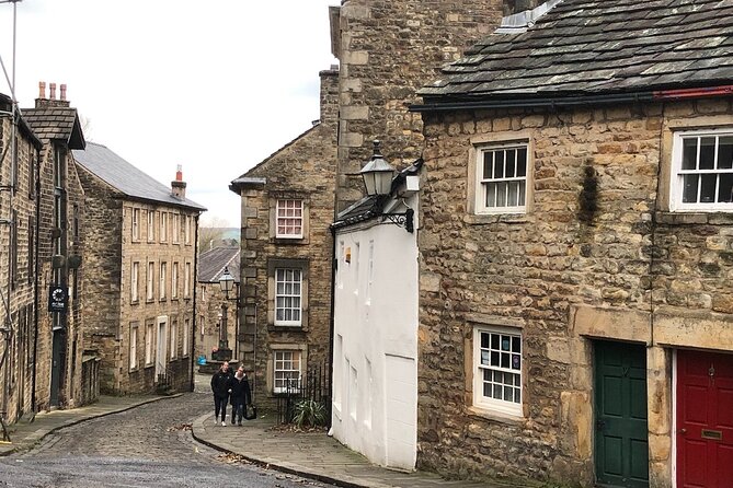 Walking tour of Lancaster - Execution Slavery Industry - Key points to know before you book