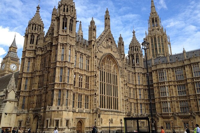 Westminster Abbey, Big Ben, Buckingham Guided Tour of London - Five things to know before you book