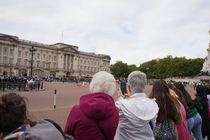 Westminster Abbey, Big Ben, Buckingham Guided Tour of London - Why Westminster Abbey deserves the longest stop