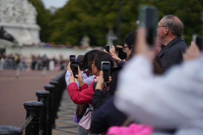 Westminster Abbey, Big Ben, Buckingham Guided Tour of London - Buckingham Palace and the possibility of the Changing of the Guard