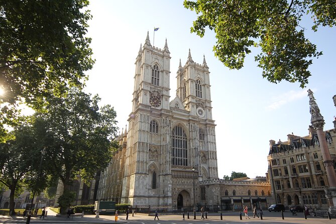 Westminster Abbey Entrance Ticket Including Audio Guide - Royal Tombs and memorials to famous figures