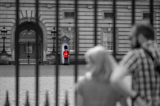 Westminster Small Group Guided Tour with Changing of the Guard - Friday means the Household Cavalry