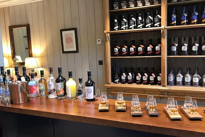 Whisky and Gin Private Tour in the Cotswolds with Driver Guide - The guides and the personal touch