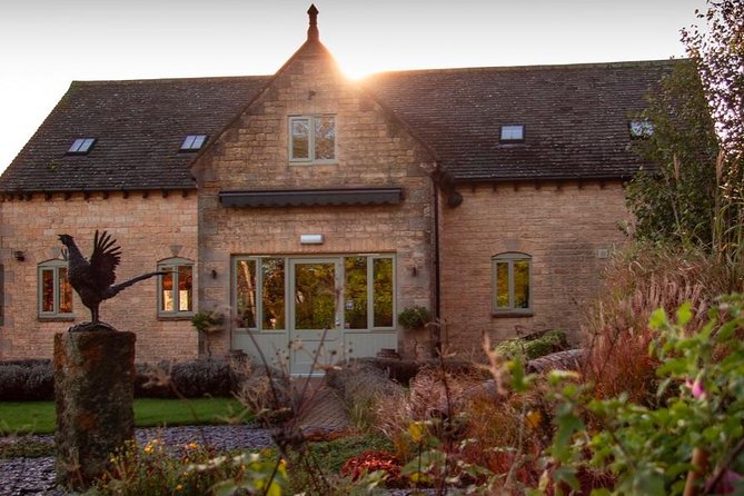 Whisky and Gin Private Tour in the Cotswolds with Driver Guide - Leaving London with a private driver