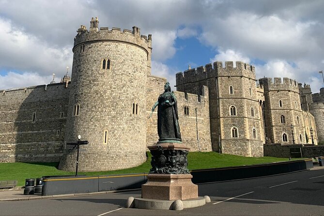 Windsor Castle Half Day Trip from London by Luxury Coach - Getting from Earl’s Court to Windsor