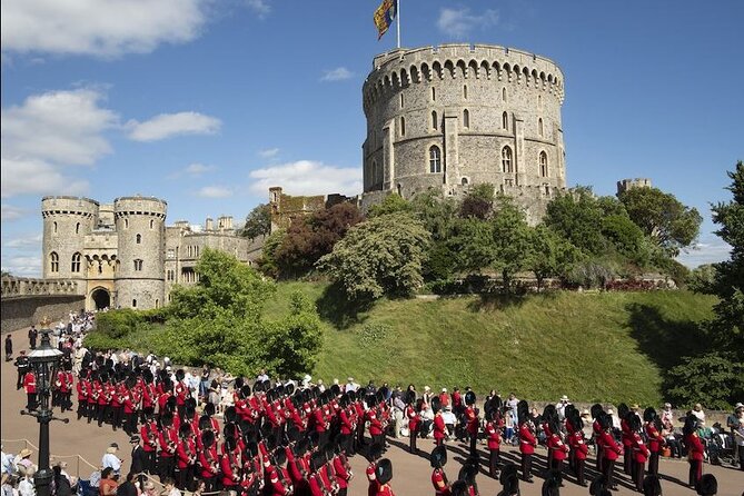 Windsor Castle, Stonehenge, and Oxford Day Trip from London - Windsor Castle, royal rooms and a tight schedule