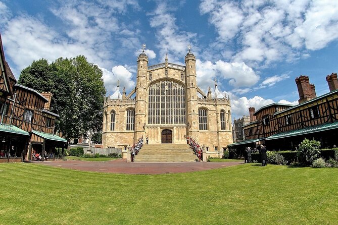 Windsor Castle, Stonehenge & Oxford Private Car Tour from London - Timing, comfort, and the price question