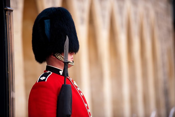 Windsor Castle, Stonehenge & Oxford Private Car Tour from London - Practical details before booking